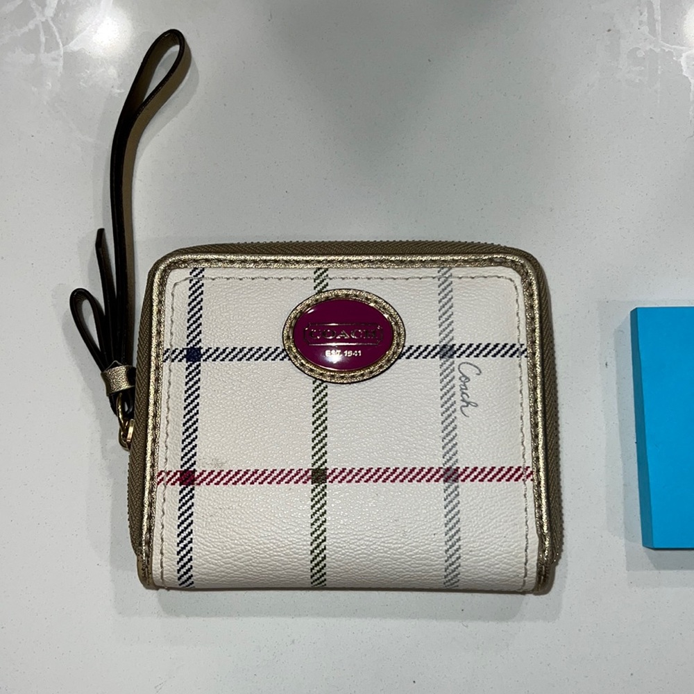 Coach zipper wallet wristlet